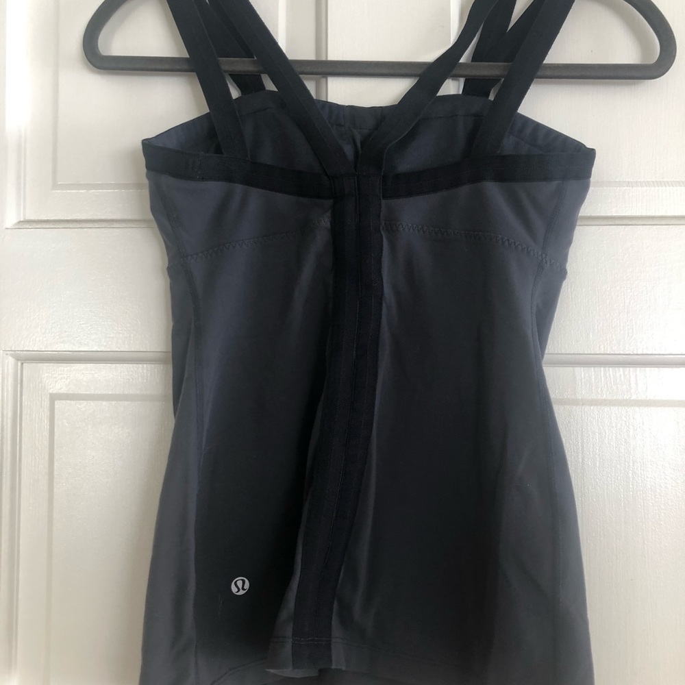 Lululemon - Picture 2 of 6